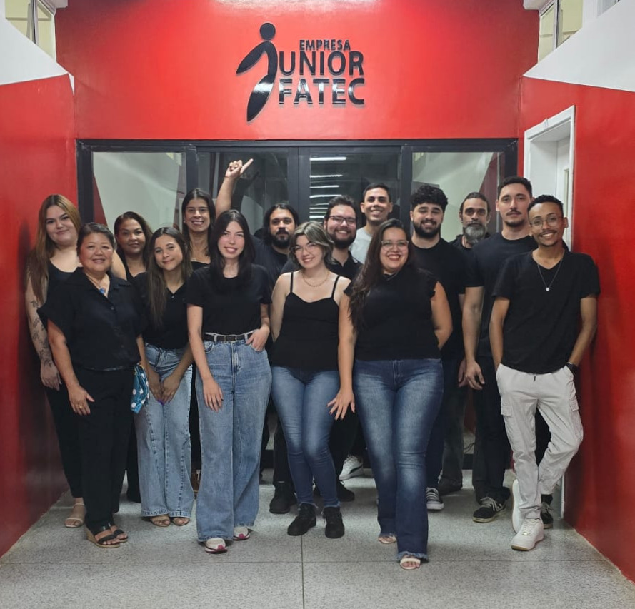 Equipe Empresa Júnior FATEC